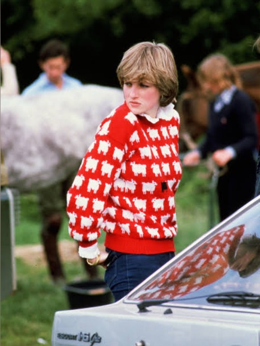 Red sweater with white sheep size M